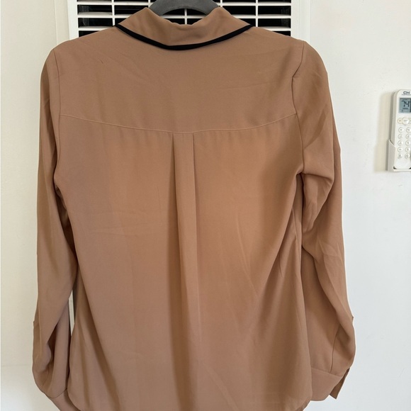 EXPRESS relaxed satin portofino button-up shirt - Picture 4 of 4